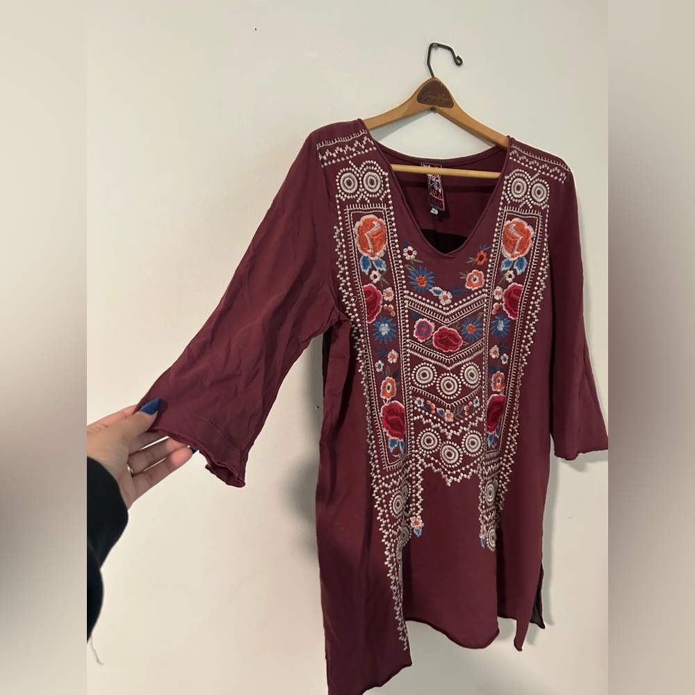 Johnny Was embroidered boho tunic with sheer back 3/4 sleeves - Picture 4 of 7